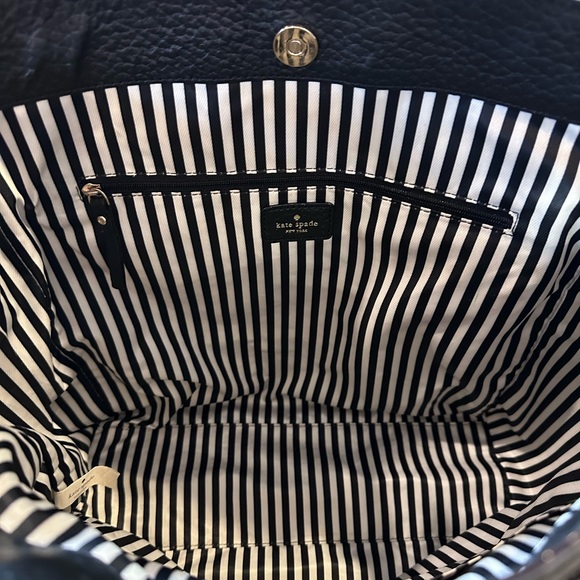 Beautiful pebbled leather Kate Spade tote - excellent condition - Picture 11 of 12